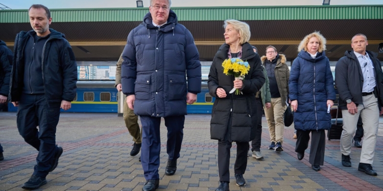 На 4-ті роковини повномасштабної війни до Києва прибули європейські лідери (ФОТО)