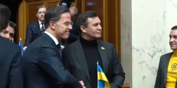 “Як тільки буде мирна угода, з’являться літаки у повітрі і підтримка на морі”, – генсек НАТО Рютте у Верховній Раді