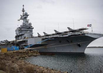 Швеція перехопила російський дрон, який наблизився до французького авіаносця