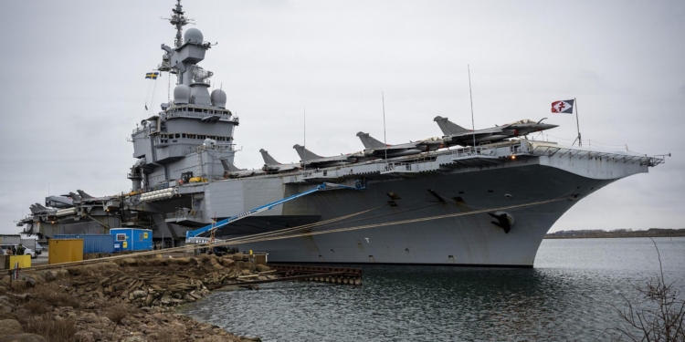 Швеція перехопила російський дрон, який наблизився до французького авіаносця