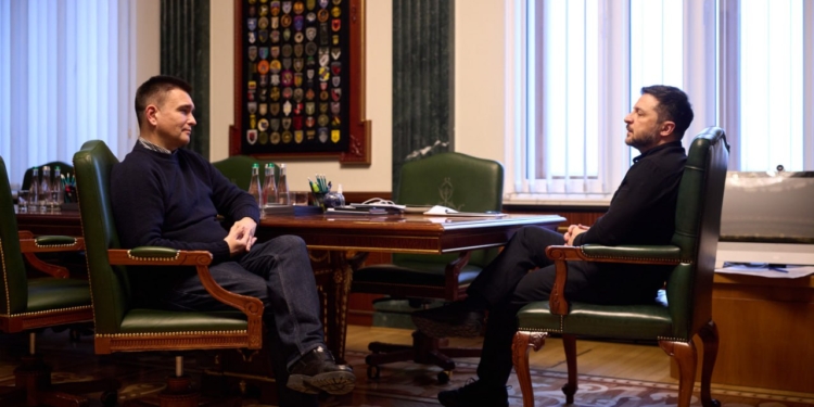 Привіт Залужному? Зеленський зустрівся із Клімкіним