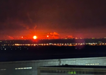 Вночі українські дрони знову атакували Волгоградський НПЗ (ВІДЕО)