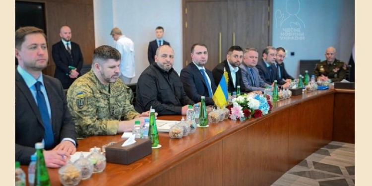 На сьогодні зустріч в Абу-Дабі завершилась, переговорний процес продовжився (ФОТО)