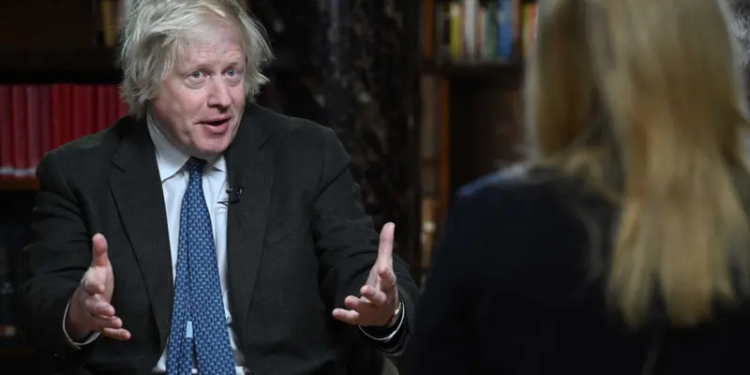 “Ми могли б запобігти вторгненню” – Джонсон розповів, що могло втримати Путіна від війни в Україні