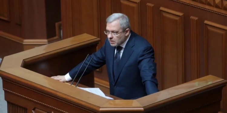 Ексміністр енергетики Галущенко намагався виїхати з країни – його зняли з поїзда