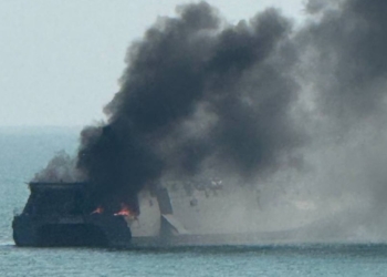 Субмарина США потопила в Індійському океані іранський корабель (ВІДЕО)