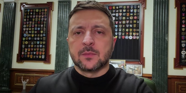 Зеленський підтвердив, що новий раунд переговорів поки під питанням, і подарував надію на новий обмін полоненими (ВІДЕО)