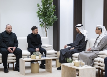 Зеленський зустрівся з президентом ОАЕ Мухаммадом бін Заїдом Аль Нагаяном (ВІДЕО)