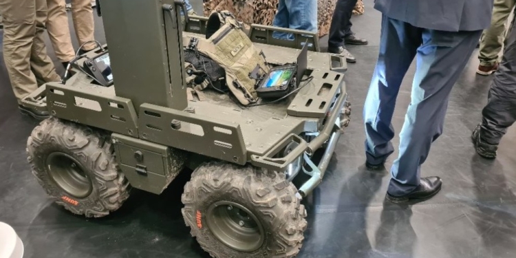 Україна та Латвія підписали меморандуми про спільне військове виробництво та розвиток технологій