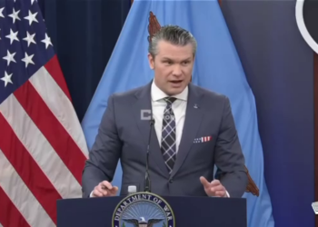 Гегсет заявив, що боєприпаси, “які нас закликають передавати Україні”, потрібні самим США (ВІДЕО)