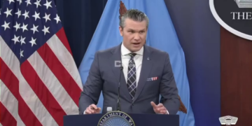 Гегсет заявив, що боєприпаси, “які нас закликають передавати Україні”, потрібні самим США (ВІДЕО)