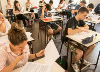 У німецьких школах росте кількість інцидентів праворадикального екстремізму