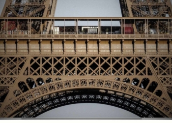 Виправити історичну несправедливість: на Ейфелевій вежі з’являться імена 72 жінок-науковиць