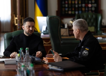 Росія розраховує на послаблення тиску світу через ризики довгої війни в Ірані – Зеленський після наради з керівником ГУР (ФОТО)