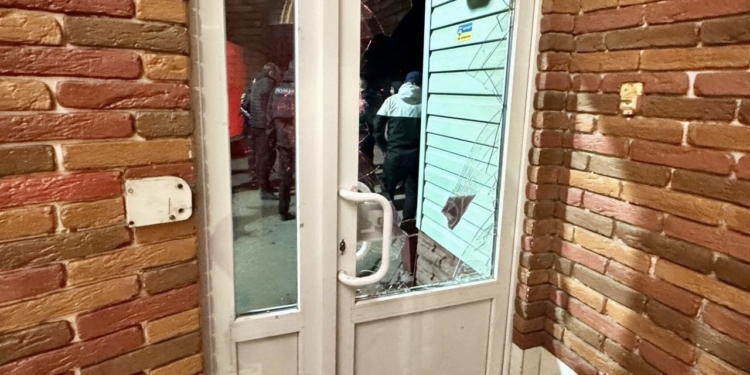 На Миколаївщині на 8 березня побилися дві компанії: у 14-річної учасниці бійки рівень алкоголю в крові був більшим, ніж у її батька