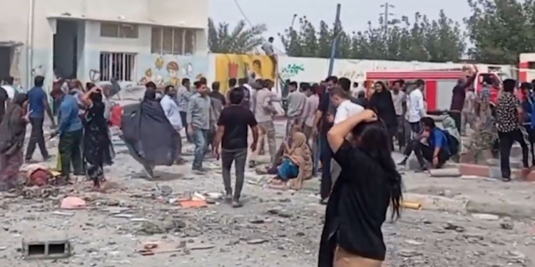 Ракета зруйнувала школу в Ірані – загинуло 175 дівчат. Трамп відмовлявся визнати провину, але винні таки США (ФОТО, ВІДЕО)