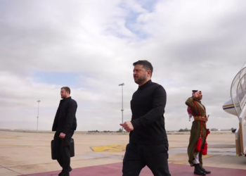 Зеленський прилетів у Йорданію (ВІДЕО)