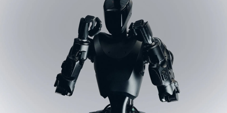 Американська компанія відправила в Україну 2 роботів -гуманоїдів. Що робитимуть (ФОТО)