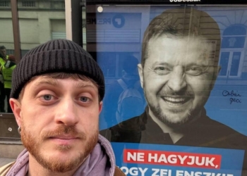 Орбан обклеїв весь Будапешт плакатами із Зеленським, але реакція іноземців протилежна від очікуваної (ФОТО)