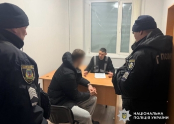 В Україні кримінальний авторитет викрав та катував чоловіка, який посигналив на дорозі його жінці