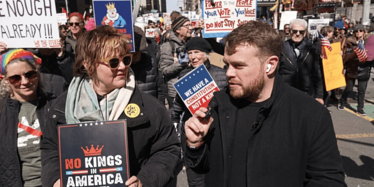 Американці знову бунтують проти авторитаризму Тампа – мільйони вийшли на вулиці (ФОТО, ВІДЕО)