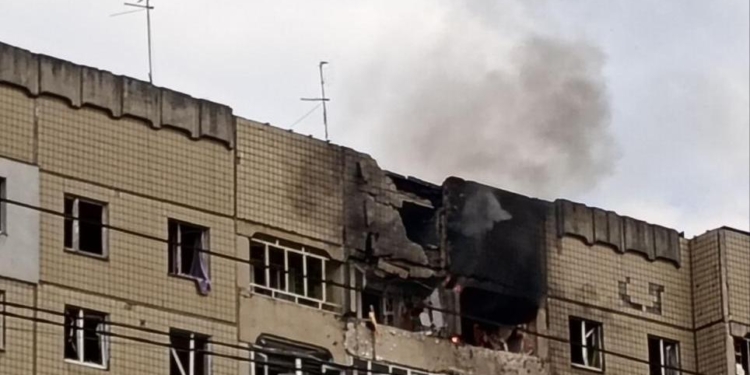 У Львові дрон влучив ще в один будинок, є поранені (ФОТО, ВІДЕО)