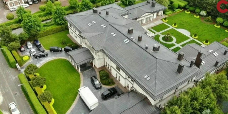 Медведчуки “кинули кості” на Рубльовці, але в маєтку не живуть – здають за $120 тис. (ФОТО, ВІДЕО)