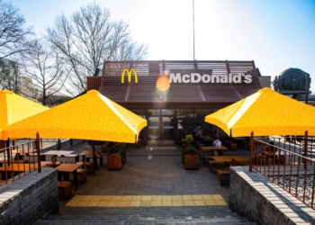 У Миколаєві після довгої паузи знову відкрився «МакДональдз» (ФОТО)