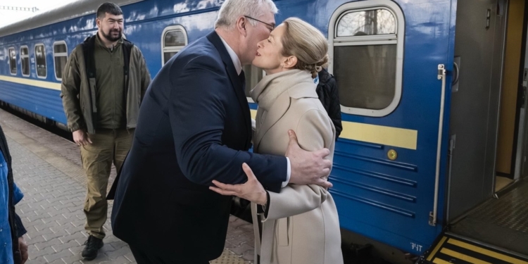 В Україну прибули міністри закордонних справ країн ЄС (ВІДЕО)