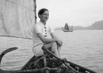 Українська “тревел-блогерка” за 100 років до Instagram об’їхала весь світ та стала кінооператоркою. Хто вона (ФОТО)