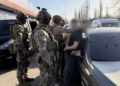 У Миколаєві поліцейські затримали групу осіб, підозрюваних у вимаганні неіснуючого боргу (ФОТО)