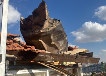 Фрагмент іранської ракети впав біля Храму Гробу Господнього у Єрусалимі (ФОТО)