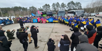 Наші вдома! В Україну з російського полону повернулися 200 захисників (ФОТО)