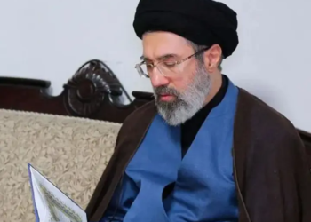 Найбільш розшукуваного наркобарона Ель Менчо поховали у золотій труні (ФОТО)