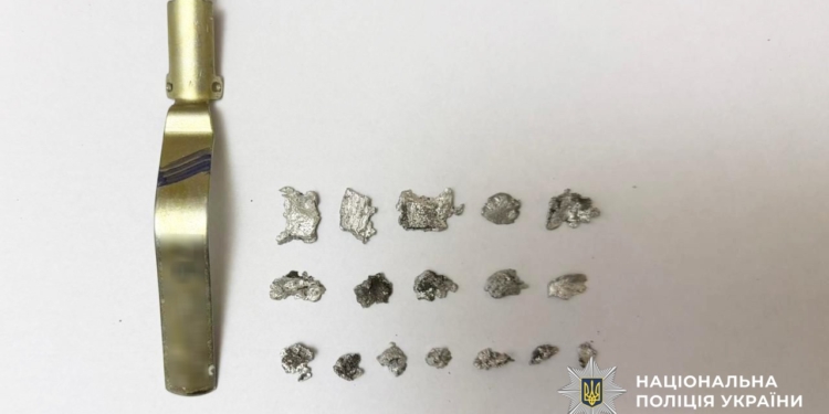 Через сварку із співмешканкою кинув гранату, внаслідок вибуху постраждала сусідка, – у Миколаєві затримали чоловіка (ФОТО)