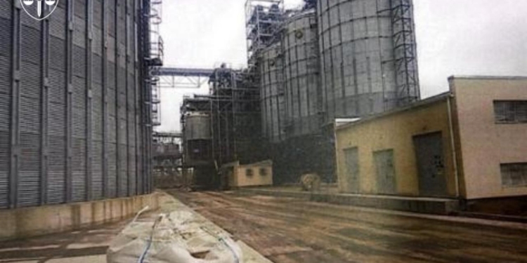 Екснардеп і ексміністр агророзвитку продавали фантомну кукурудзу – взяли 63 млн.грн. за повітря (ФОТО)