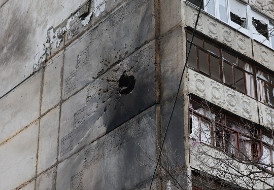 Пошкоджені багатоповерхівки та автомобілі – поліція показала наслідки вчорашньої ворожої атаки на Миколаїв (ВIДЕО, ФОТО)