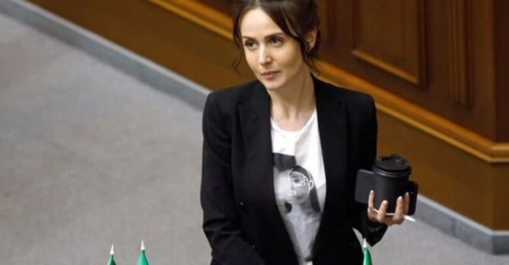 “Слуга народу” Володіна написала заяву про складання мандата