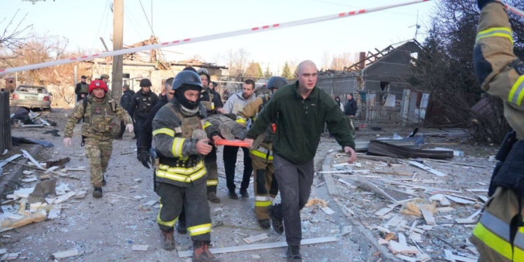 Рашисти скинули 4 КАБи на Запоріжжя – є загиблий, більше 10 поранених (ФОТО)