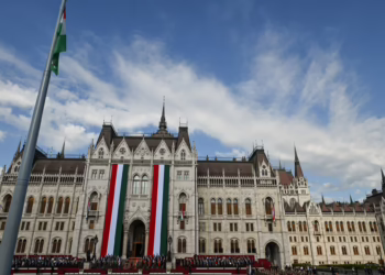 Що буде, якщо Орбан програє? У нього є план