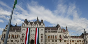 Що буде, якщо Орбан програє? У нього є план