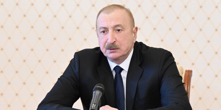 Алієв скликав Радбез через удари іранських дронів. Що вирішив Азербайджан