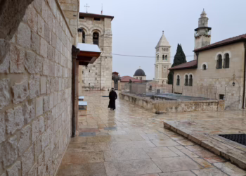 Главі католиків Єрусалима ізраїльська поліція заборонила вхід до Храму Гробу Господнього – вперше за століття