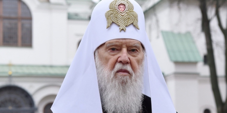 97-річного Патріарха Філарета госпіталізували, УПЦ КП закликає молитися за нього