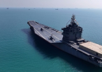 США потопили чудернацькі кораблі Ірану, перероблені з контейнеровозів та танкерів у авіаносці. Але загадка залишилася (ФОТО)