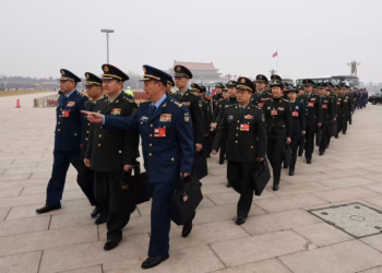 Китай збільшує витрати на оборону на 7%, але це менше, ніж було