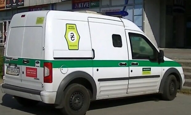 Це і є обіцяна Орбаном “сила”? У захоплених в Будапешті інкасаторських машинах було $40 млн. 30 млн. євро і 9 кг золота