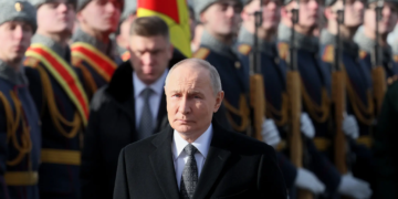 Війна в Ірані дасть швидкий плюс Путіну, хоча тепер він виглядає “трохи жалюгідно”, – The New York Times