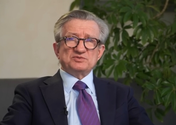 Ексочільник Донеччини Тарута заявив, що Гіркіна з бойовиками  випустили із Слов’янська через “договорняк” Порошенка з Путіним (ВІДЕО)