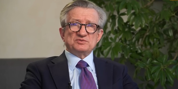 Ексочільник Донеччини Тарута заявив, що Гіркіна з бойовиками  випустили із Слов’янська через “договорняк” Порошенка з Путіним (ВІДЕО)